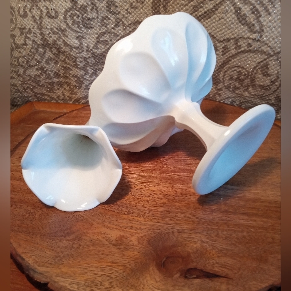 Vintage "VALLERYSTHAL" Milk Glass Compote MCM/ France 1950s Mint Condition - Picture 8 of 9
